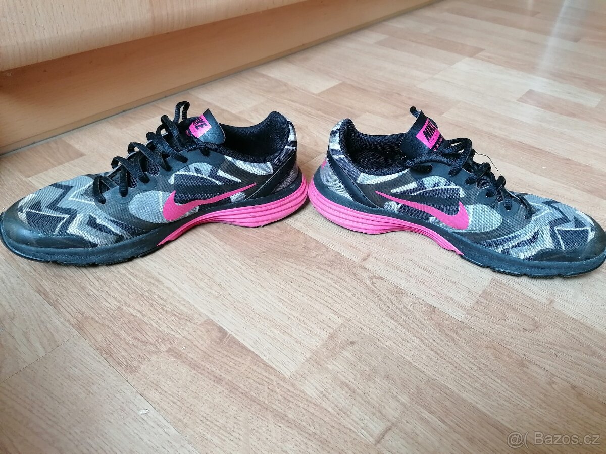 Botasky NIKE v. 38 - 4
