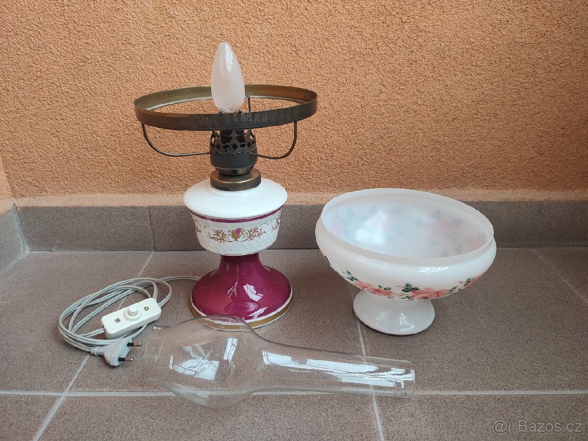 STAROŽITNÁ STOLNÍ LAMPA. - 4