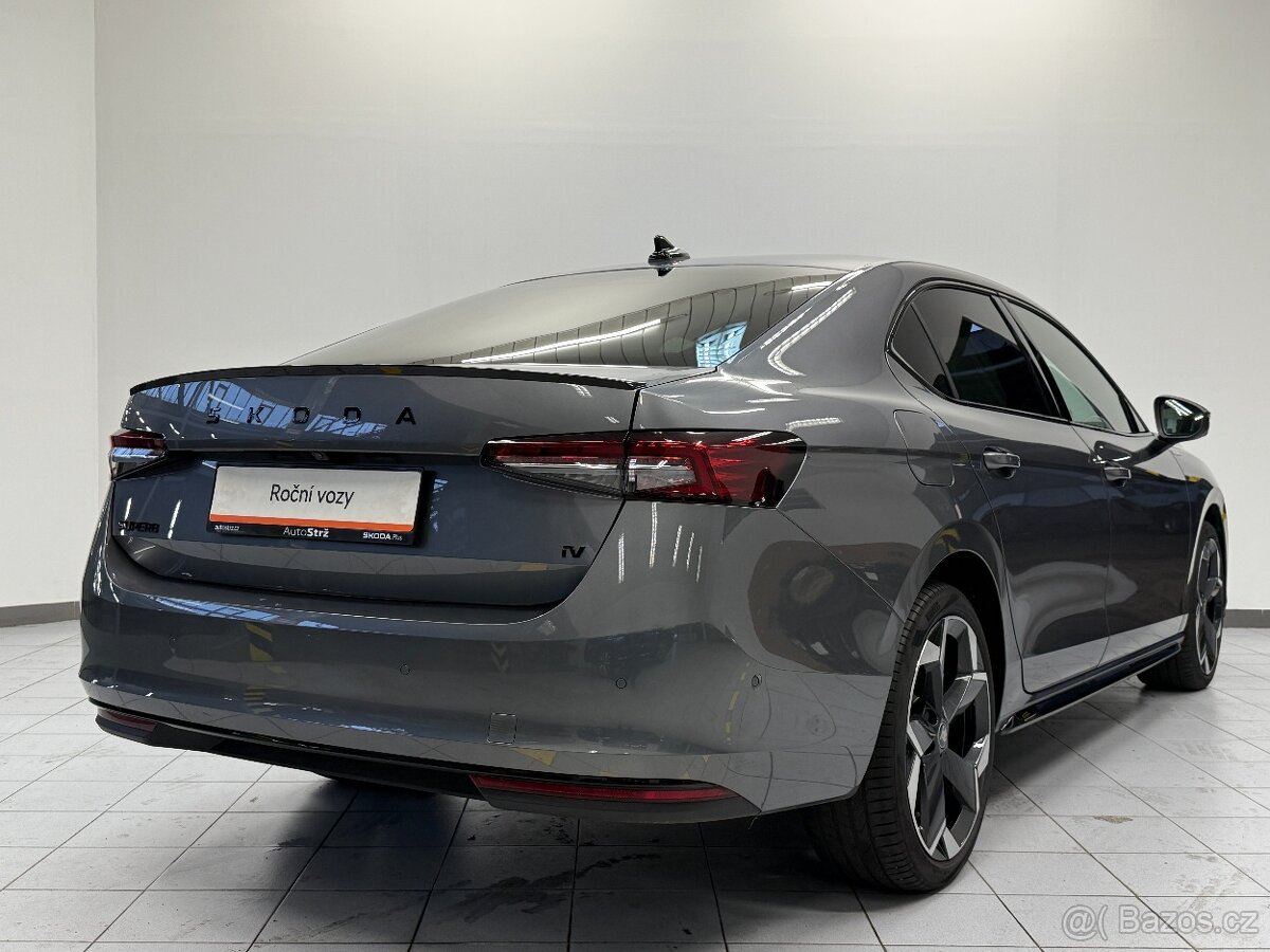 Škoda Superb iV 1.5 TSI 150 KW iV DSG6° SportLine - 4