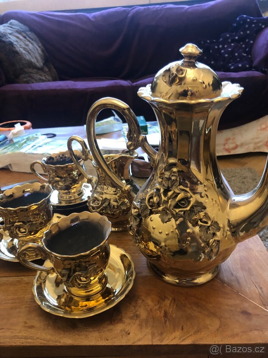 Luxusni zlaty zamecky cajovy porcelan. - 4