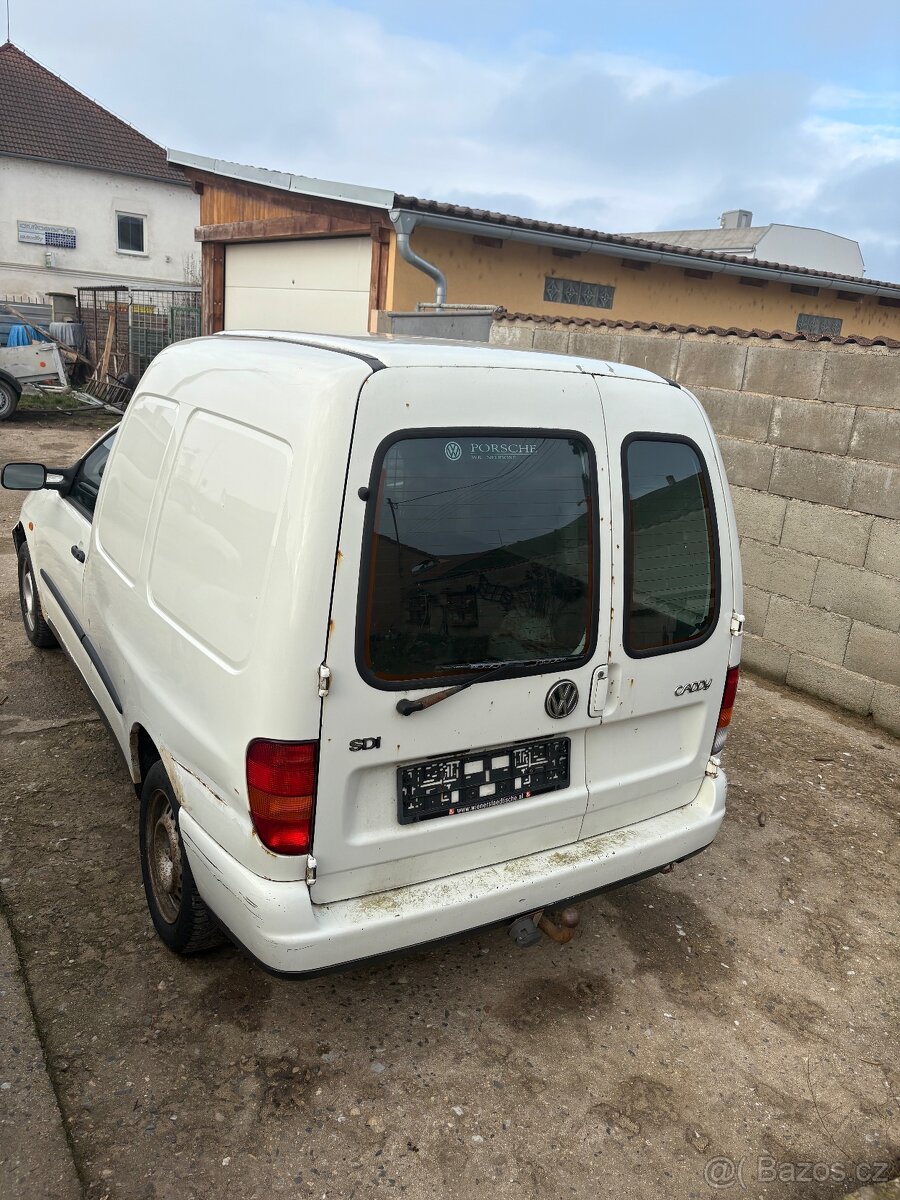 Volkswagen Caddy - 4