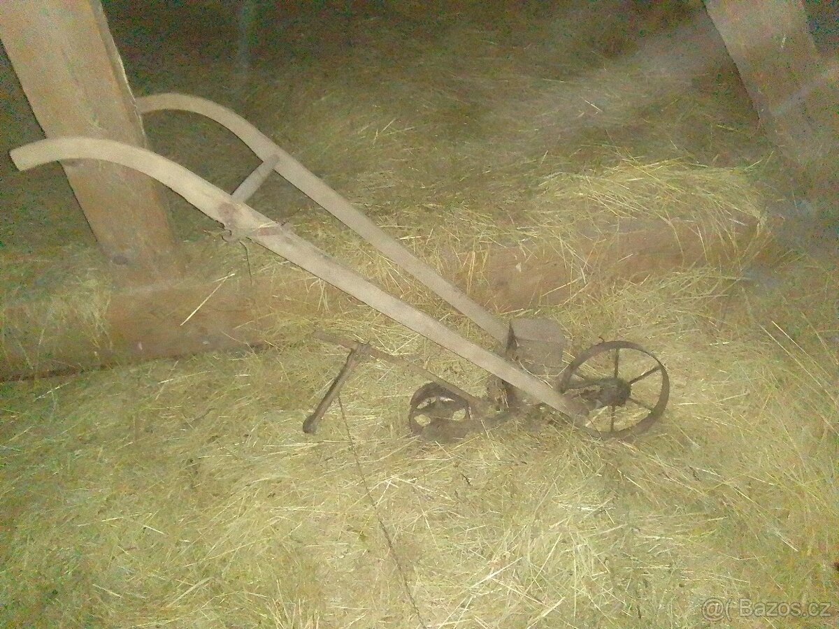 Secí stroj na mák - 4