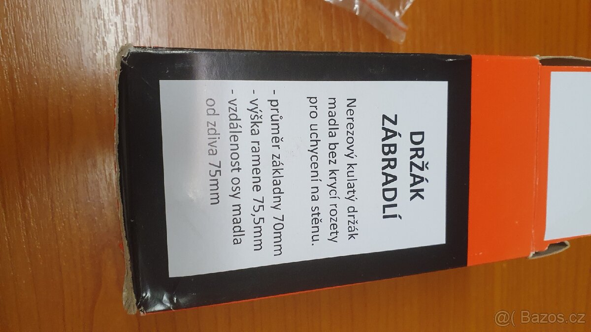 Držák madla zábradlí - 4