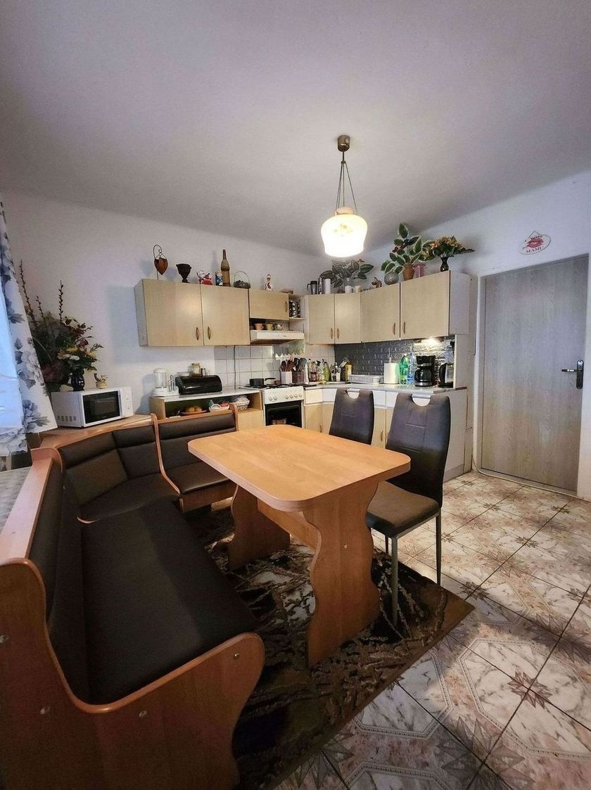 Prodej RD 5+1 pozemek 378 m - 4