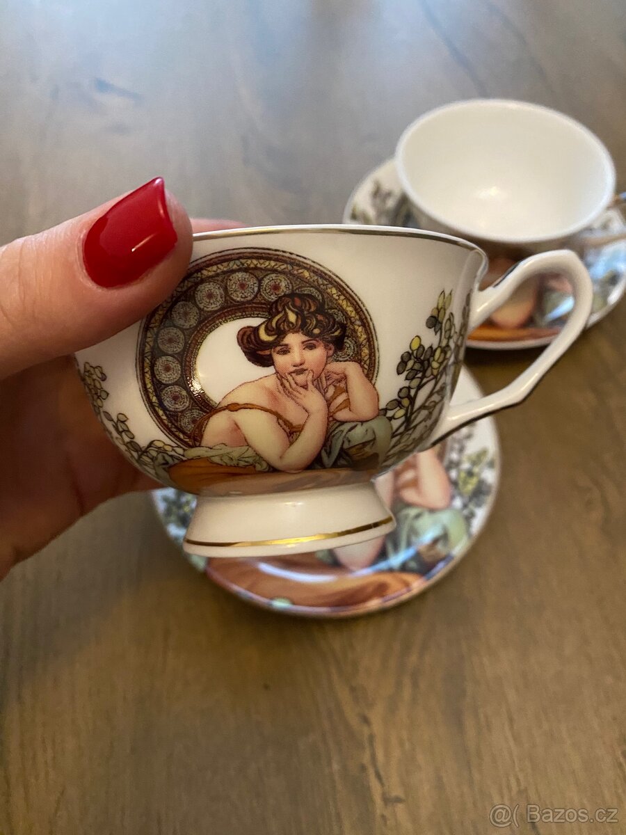 Porcelánové šálky a podšálky - 4