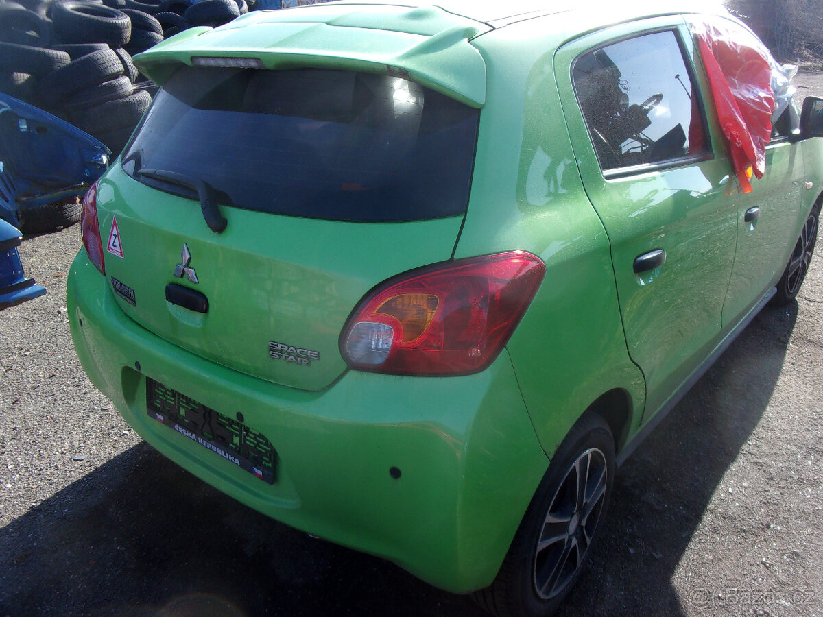 Space Star Mitsubishi 2013 - 4