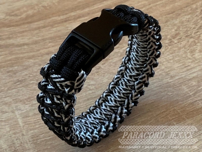 Paracord náramek (19 cm) black - white - 4