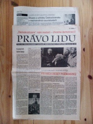 časopisy Téma, Mořský vlk 104 a džuboks, Veleslavín, Týden - 4