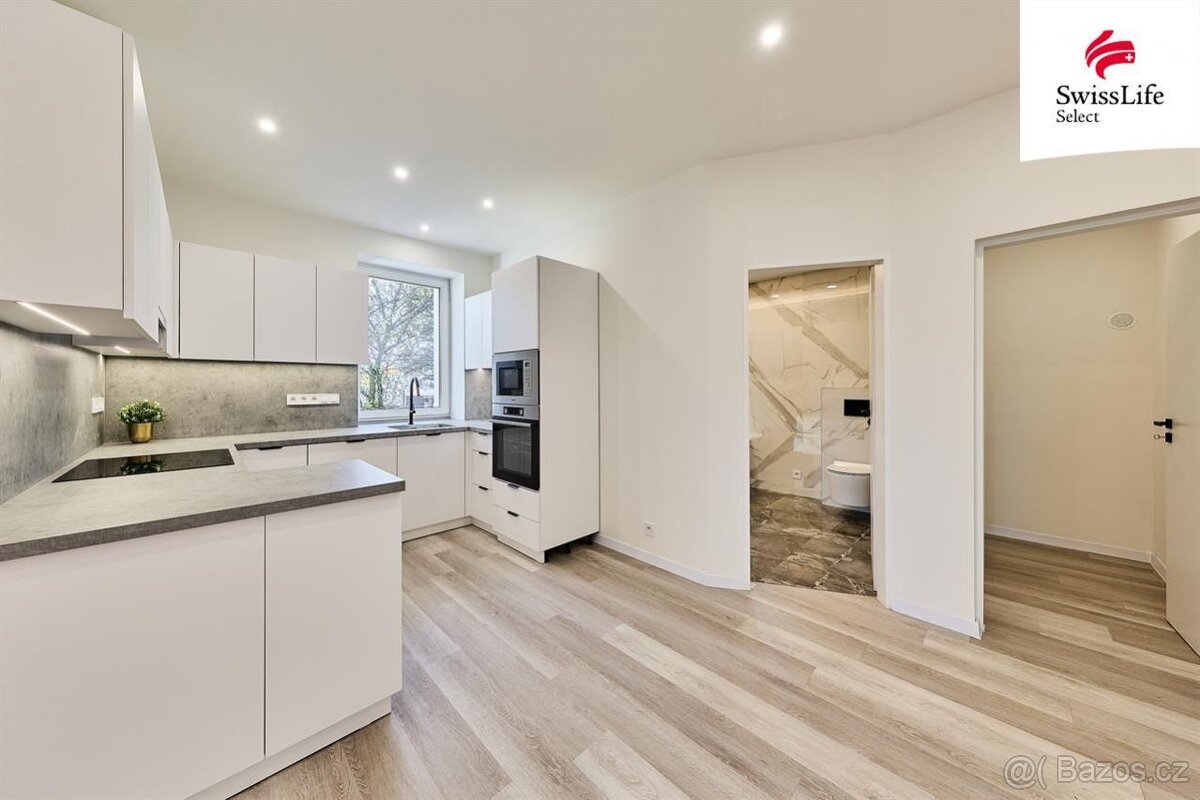 Prodej bytu 4+1 93 m2 Lesní, Trutnov - 4