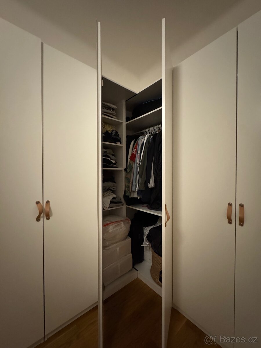 Rohová skříň IKEA PAX - 4