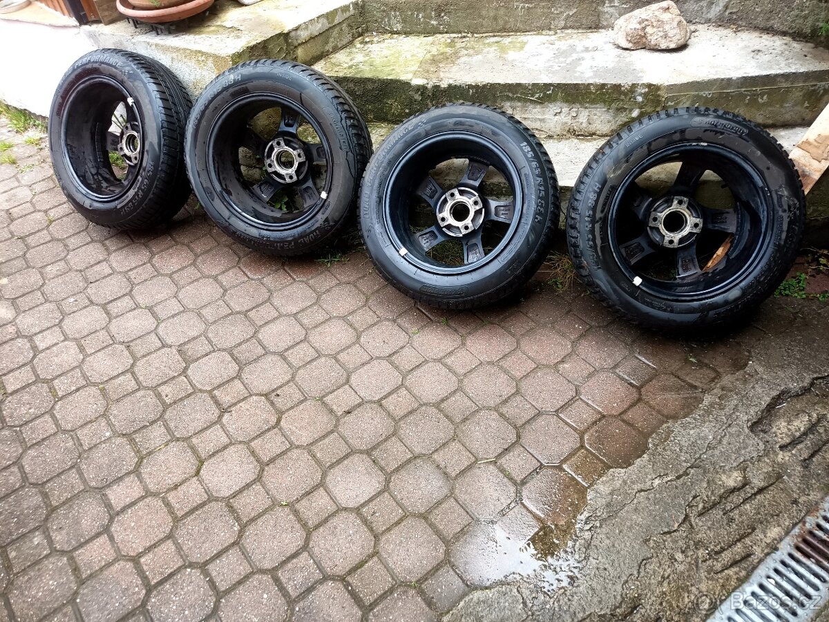 Letní pneu185/65/R15 s alu disky - 4