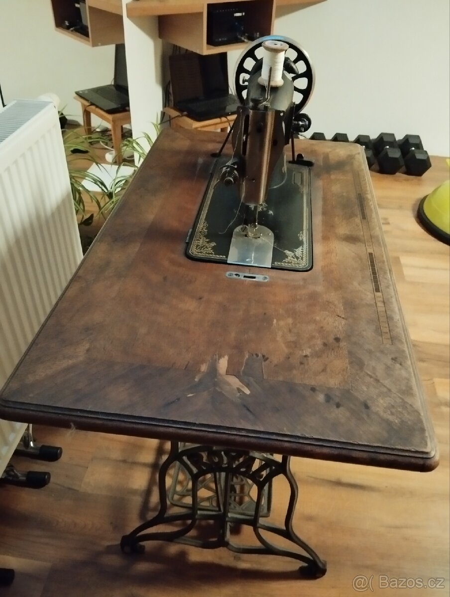 Šicí stroj - 4
