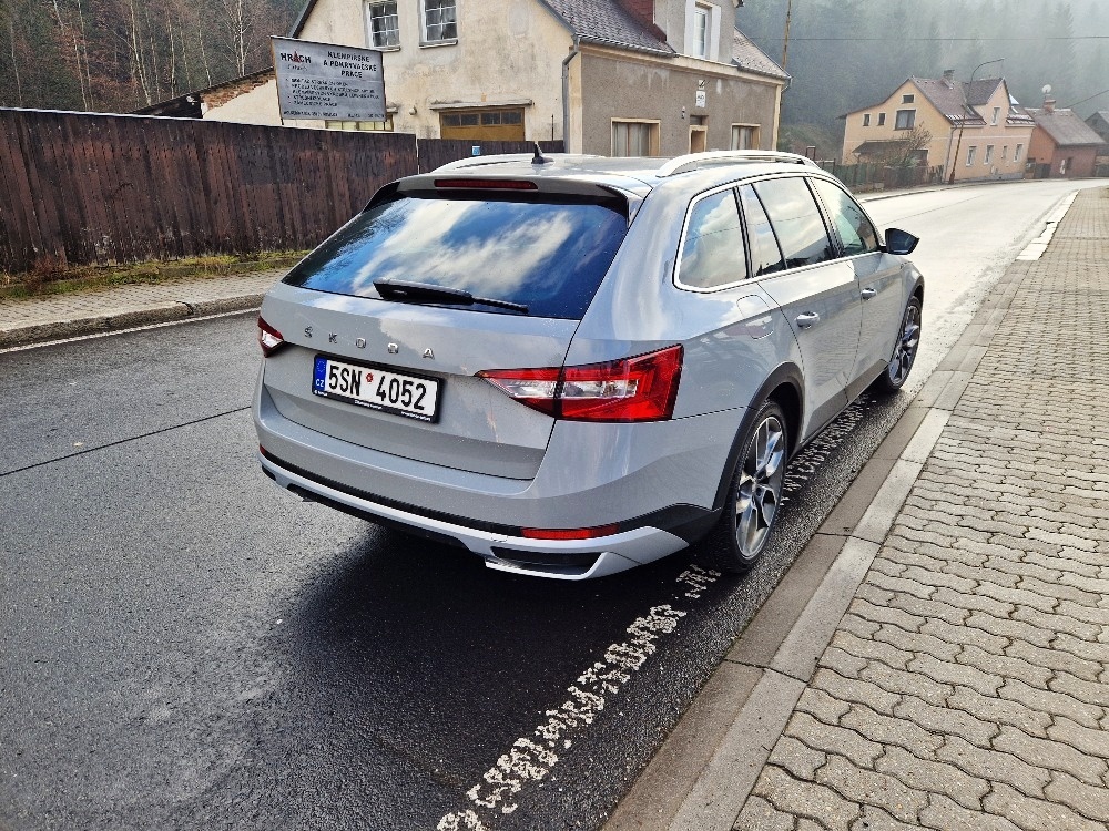 ŠKODA Superb SCOUT, 2.0 TDi (147 kW), 4x4, webasto, tažné - 4