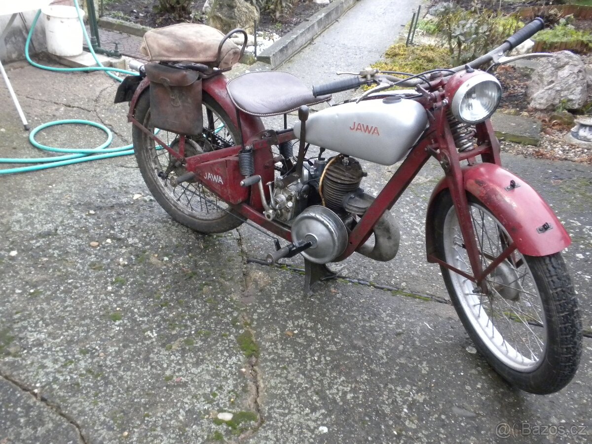 JAWA VILLIERS r.v.1934 bez dokladů dlouhá léta na půdě - 4