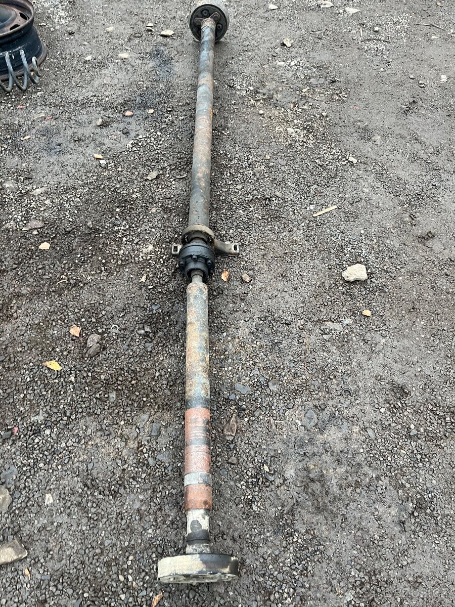 Kardan, spojovací hřídel Škoda Octavia 4x4 - 4