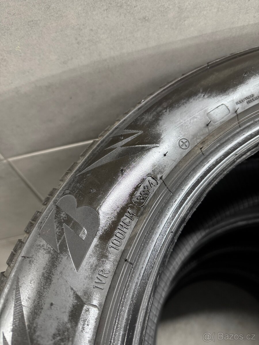 PNEU 235/55/19 a 255/50/19 VW ID4 - 4