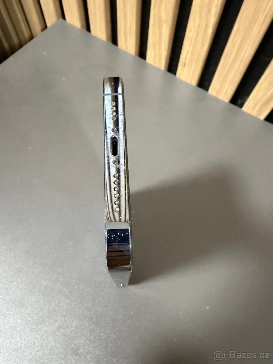 Apple iPhone 13 Pro Max - 4