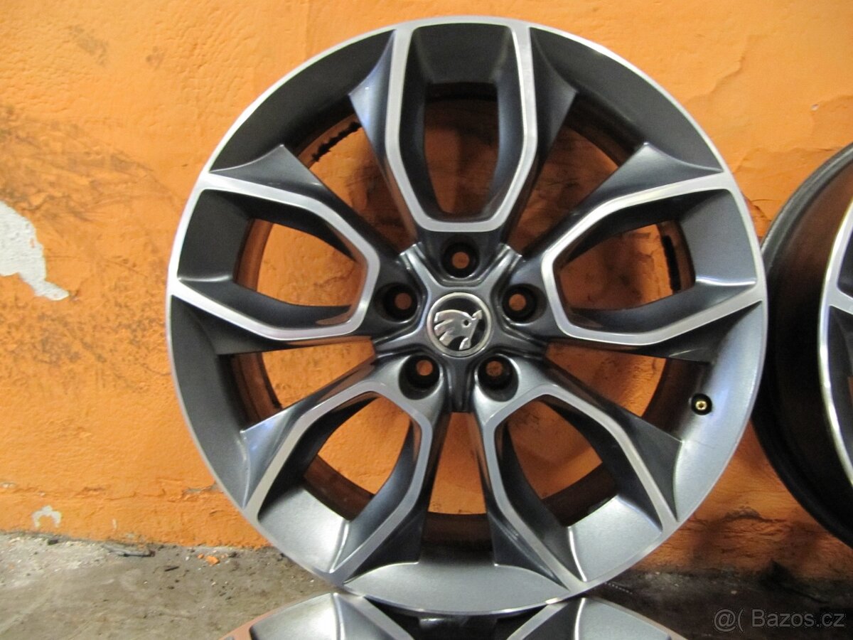 Alu Škoda R19 originál - 4
