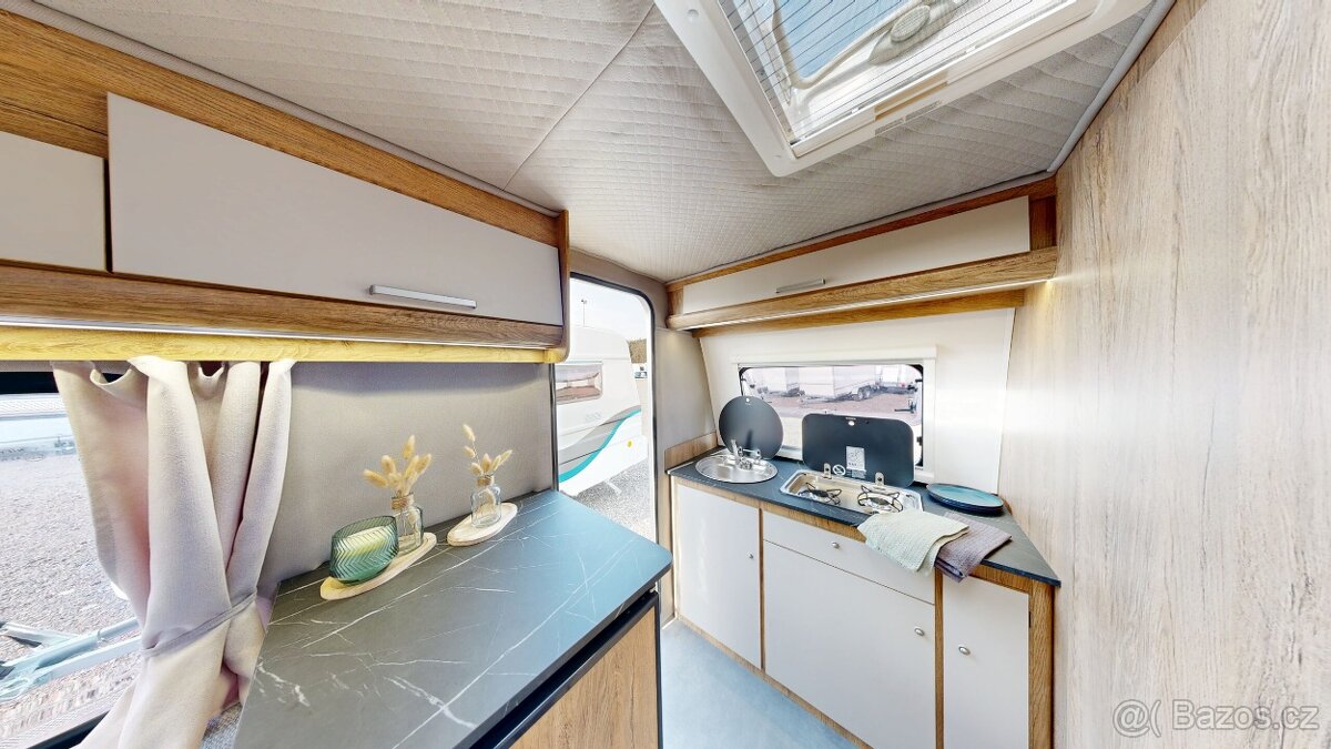 Karavany Niewiadow Enka N126N - 4