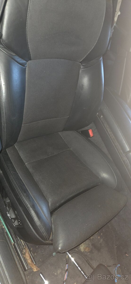 Bmw 7 f01 sedačky interiér - 4