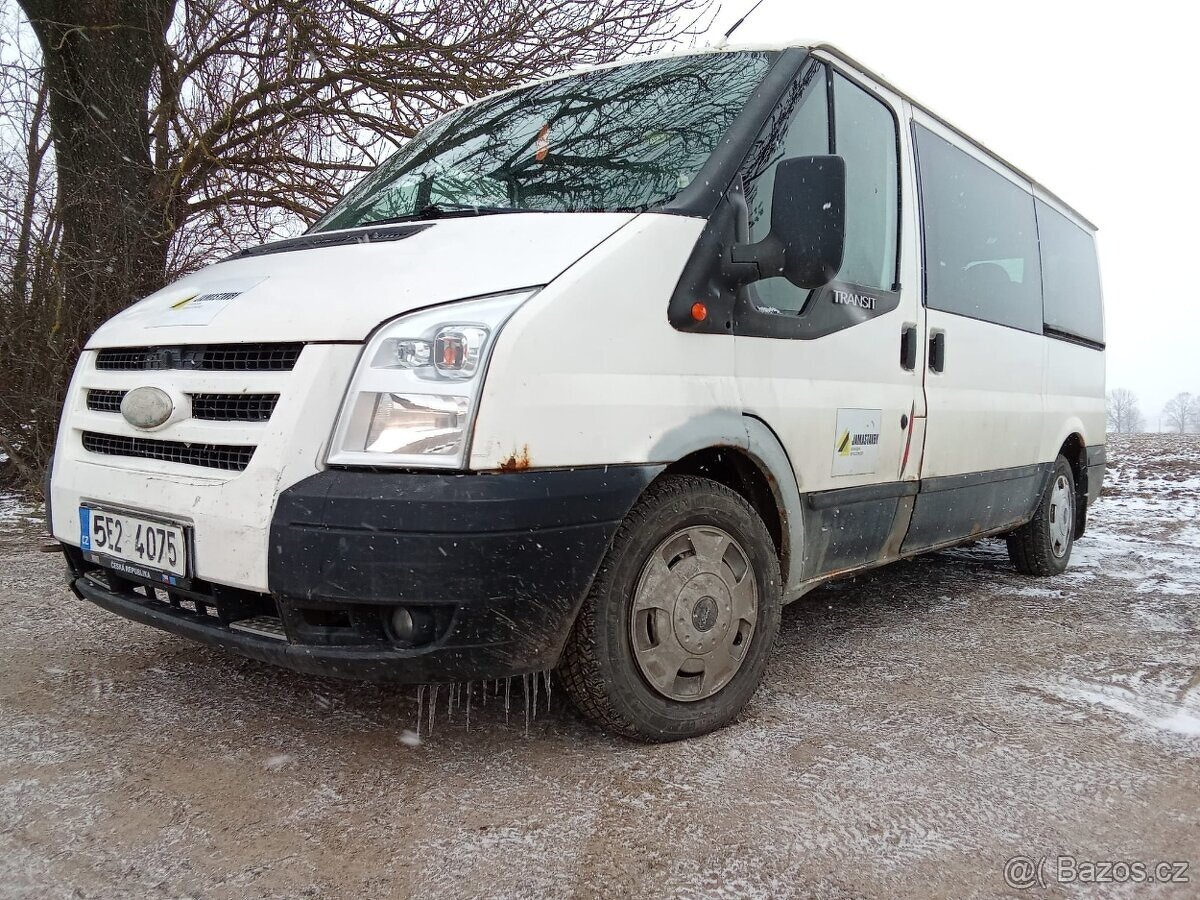 Ford transit Long - 9 míst - 4