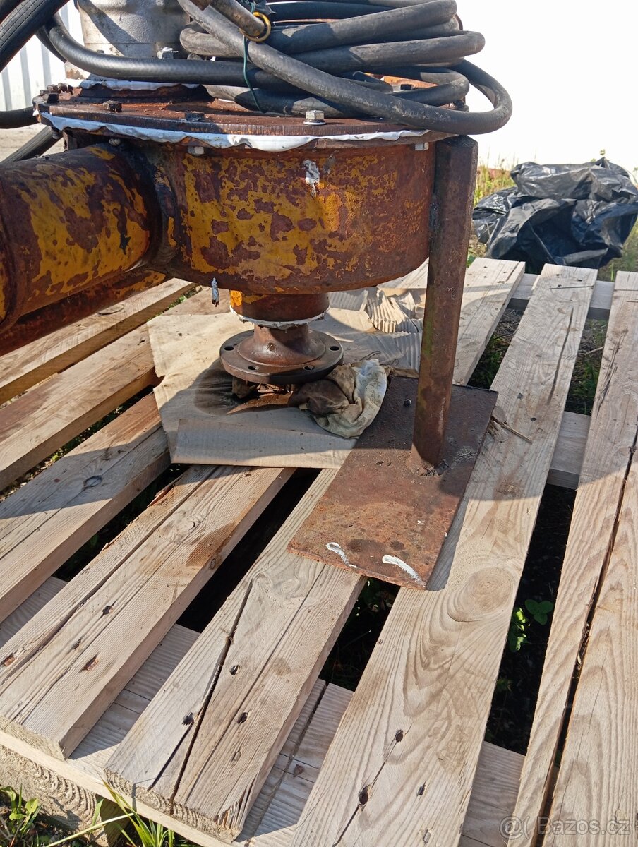 Vrtaci zařízení na unc - 4