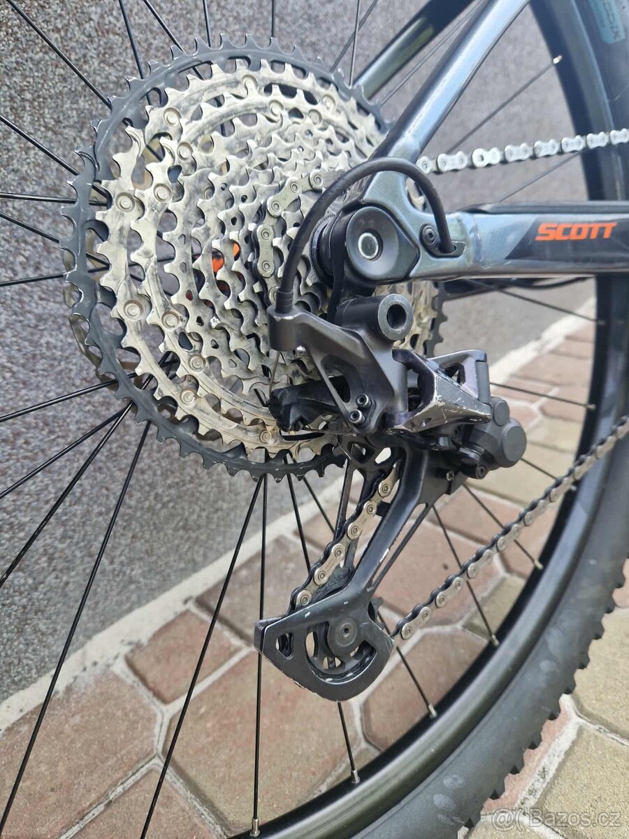 Prodám Scott Spark 940/2020/ vel.L, lehké 29" kolo - 4