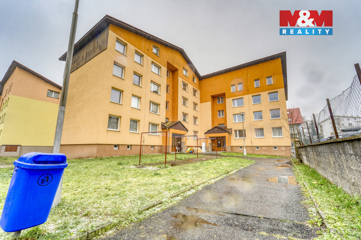 Prodej bytu 3+1 70 m² s lodžií v Železné Rudě, ul. U Řezné - 4