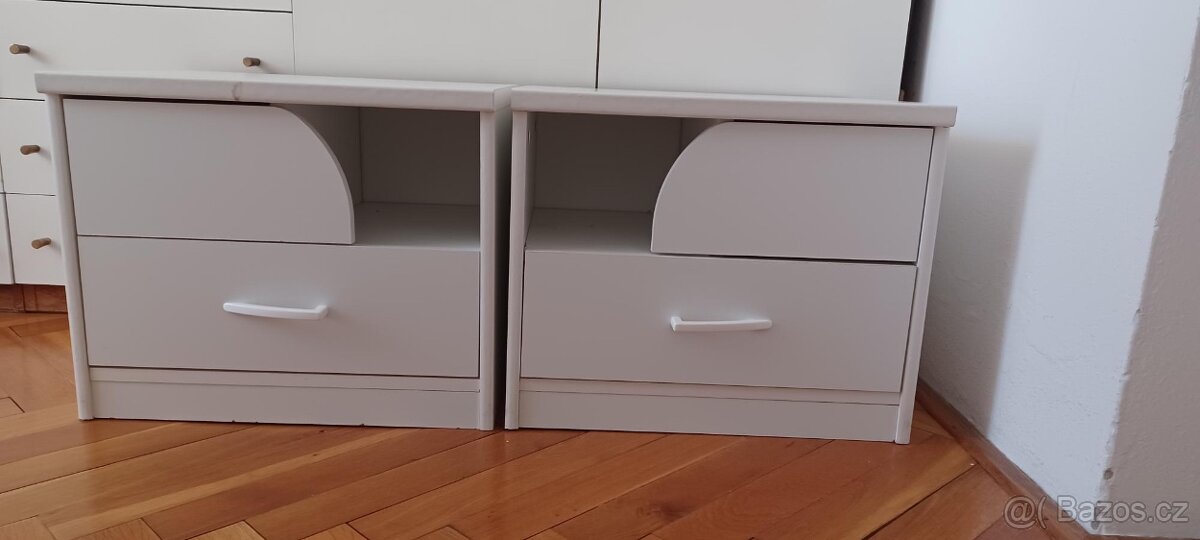 Noční stolky - 4