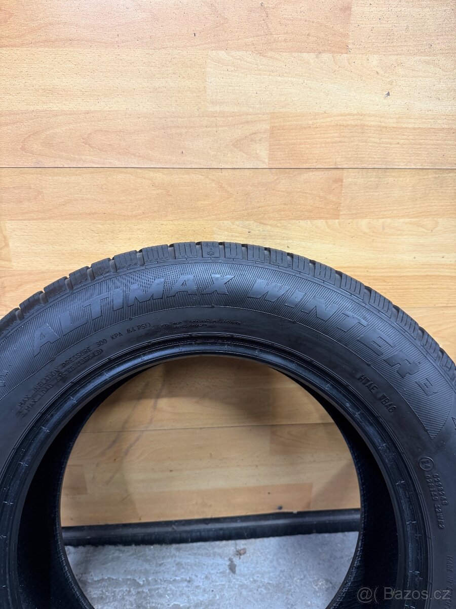 Zimní pneu 195/65/15 - 4