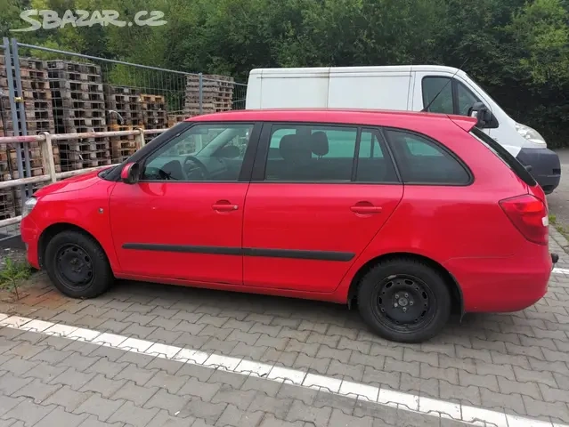 Škoda Fabia II Combi - na díly nebo zástavbu motoru - 4