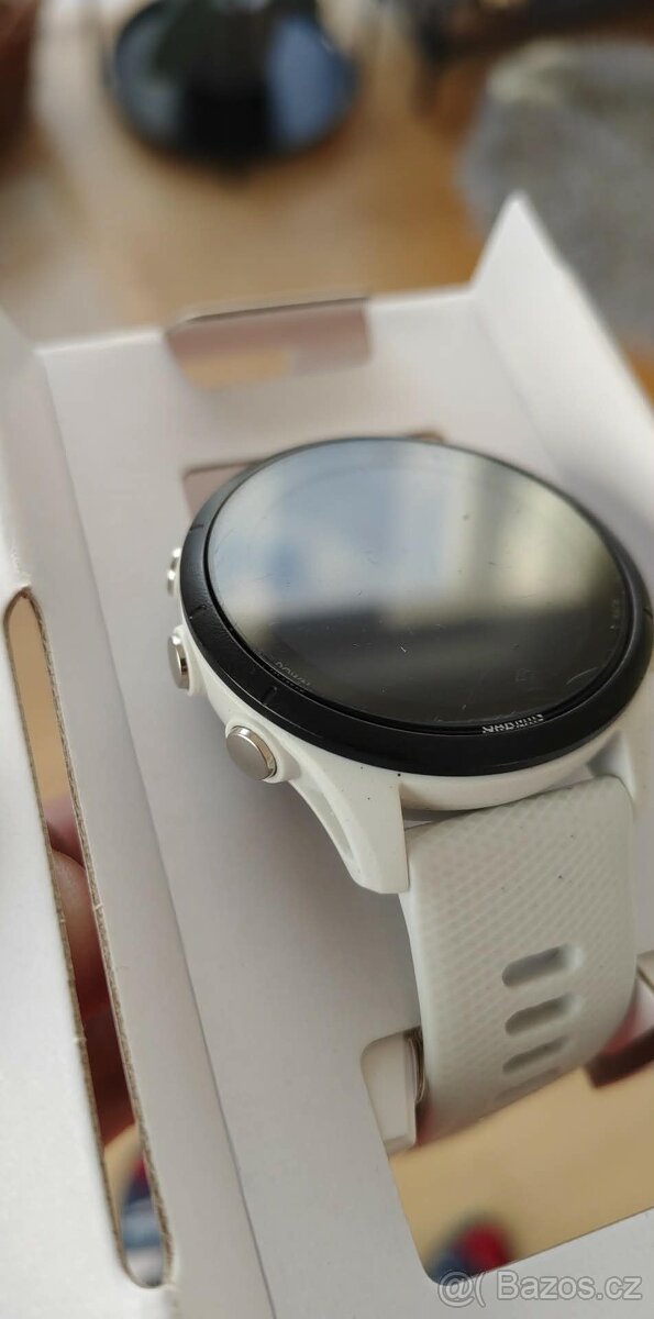 Garmin Forerunner 255 bílé - 4