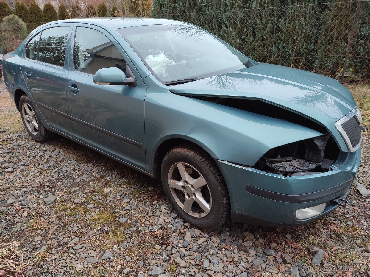 Škoda Octavia 2 1,6 mpi na díly - 4