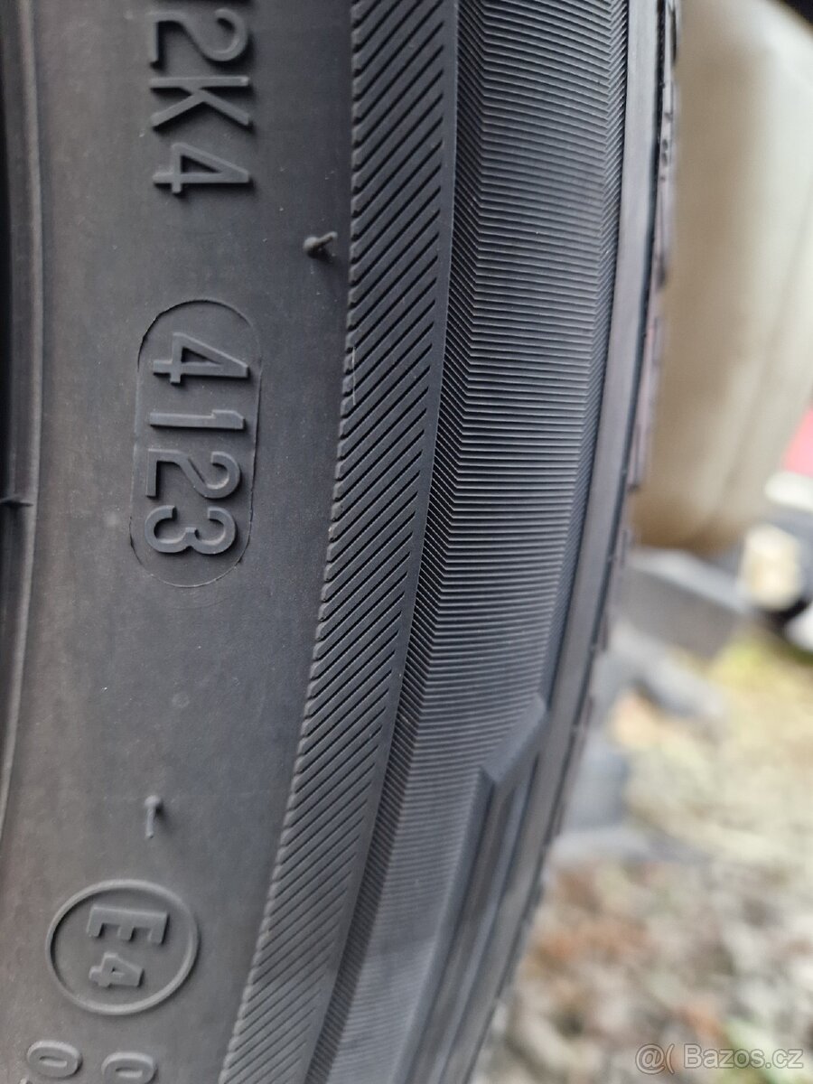 Prodám Alu Kola Subaru + zimní pneu Barum - 4