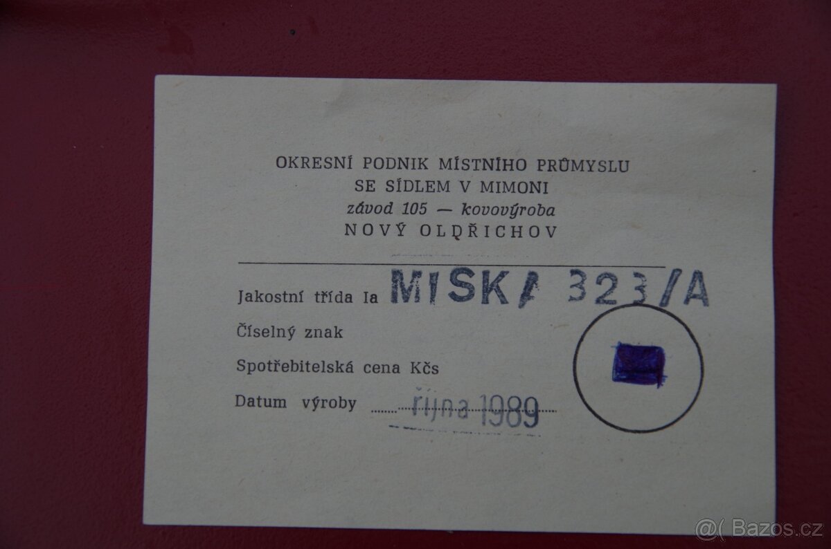 Miska na kovovém stojánu - 4