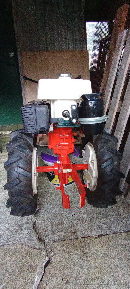 Malotraktor Terra Vari - Jikov MJ-5 - 4