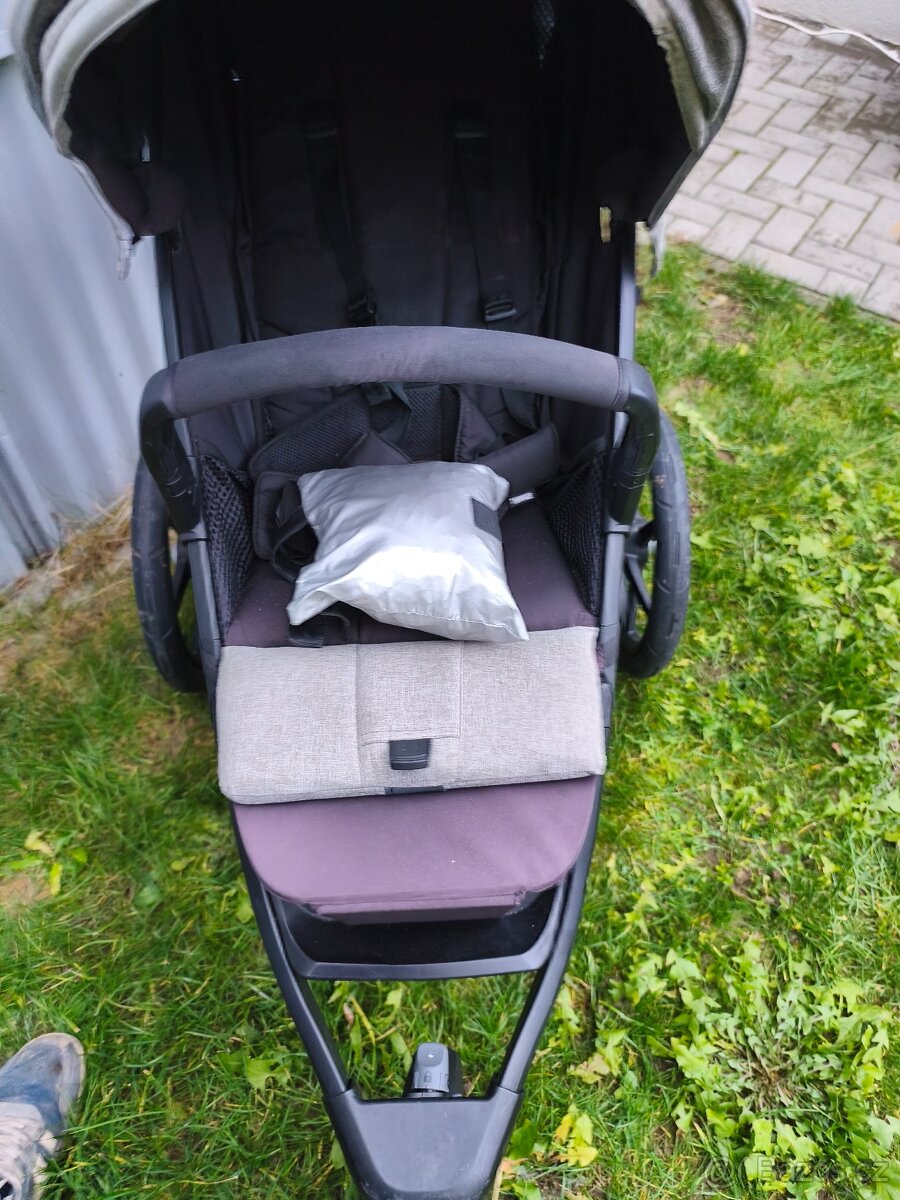 Thule Urban Glide 2 - 4