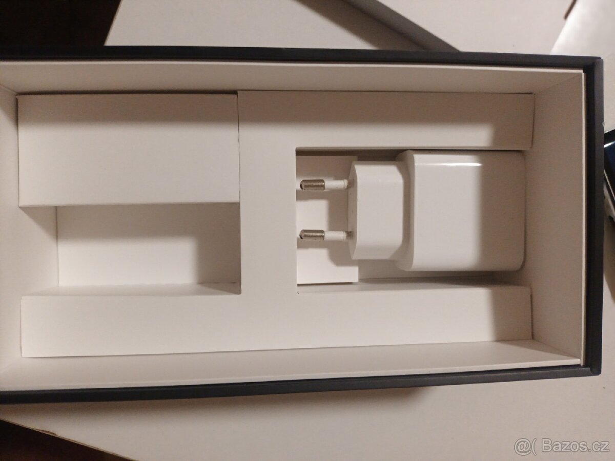 Xiaomi Mi 10 Glacier White - 4