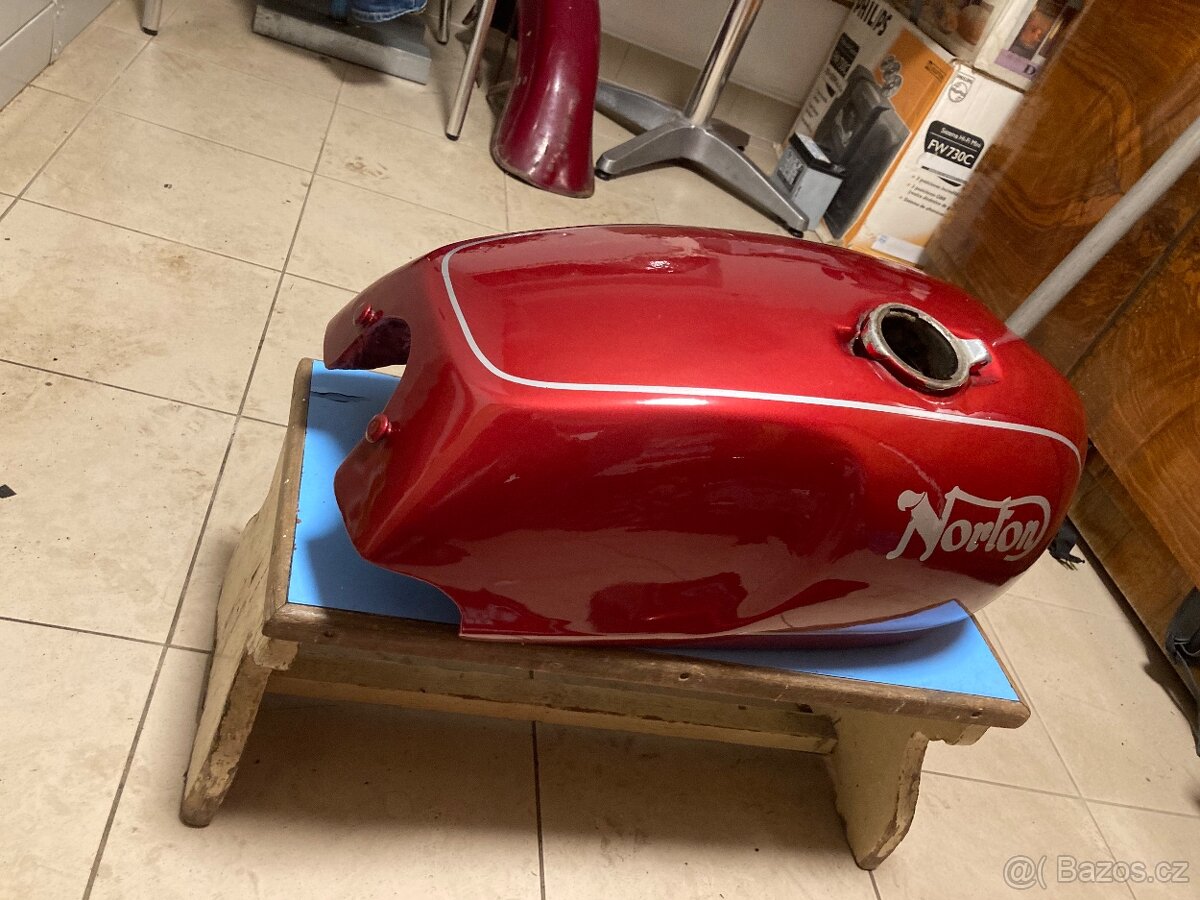 Norton Commando dily - 4