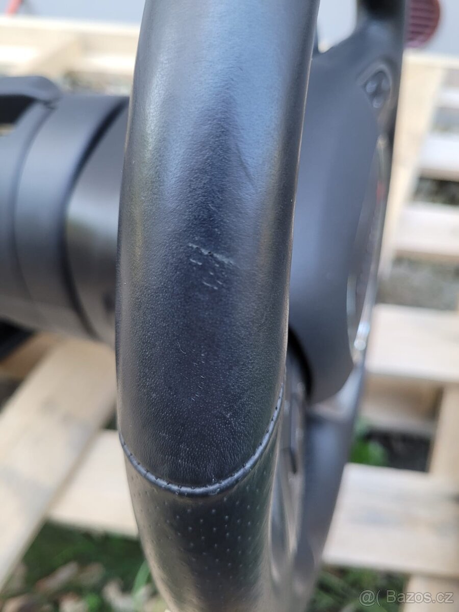 Volant se sloupkem řízení Dodge Challenger - 4