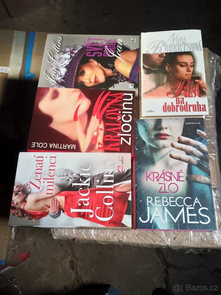 knihy-COLLINS,COLE,ROBERTSOVÁ - 4