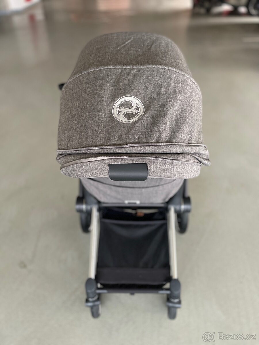 Prodám kočárek Cybex Priam (korbička, vajíčko, sporťák) - 4
