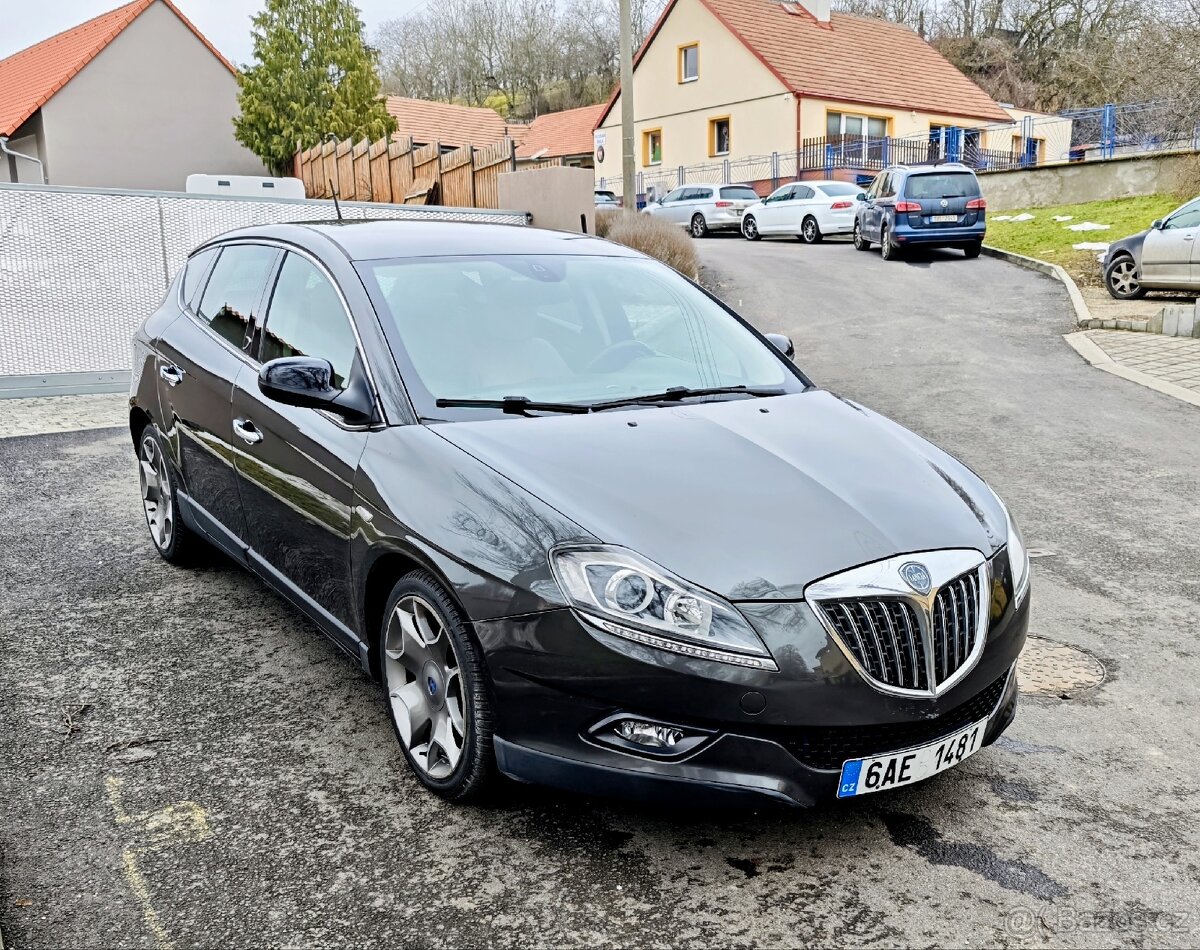 Lancia delta 1.6 Multijet automat Platino - 4