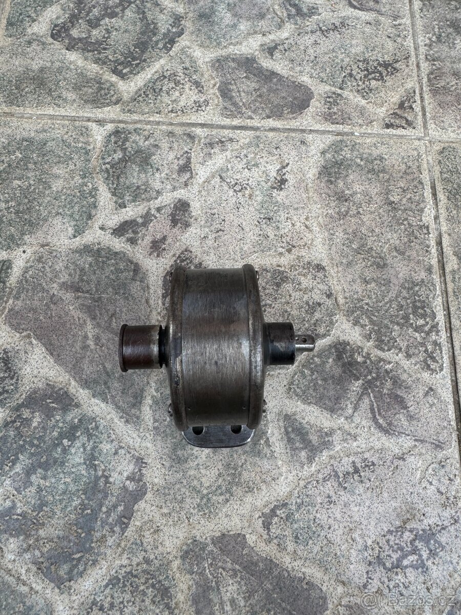 Lamelové čerpadlo Německé D.R.G.M. - 4