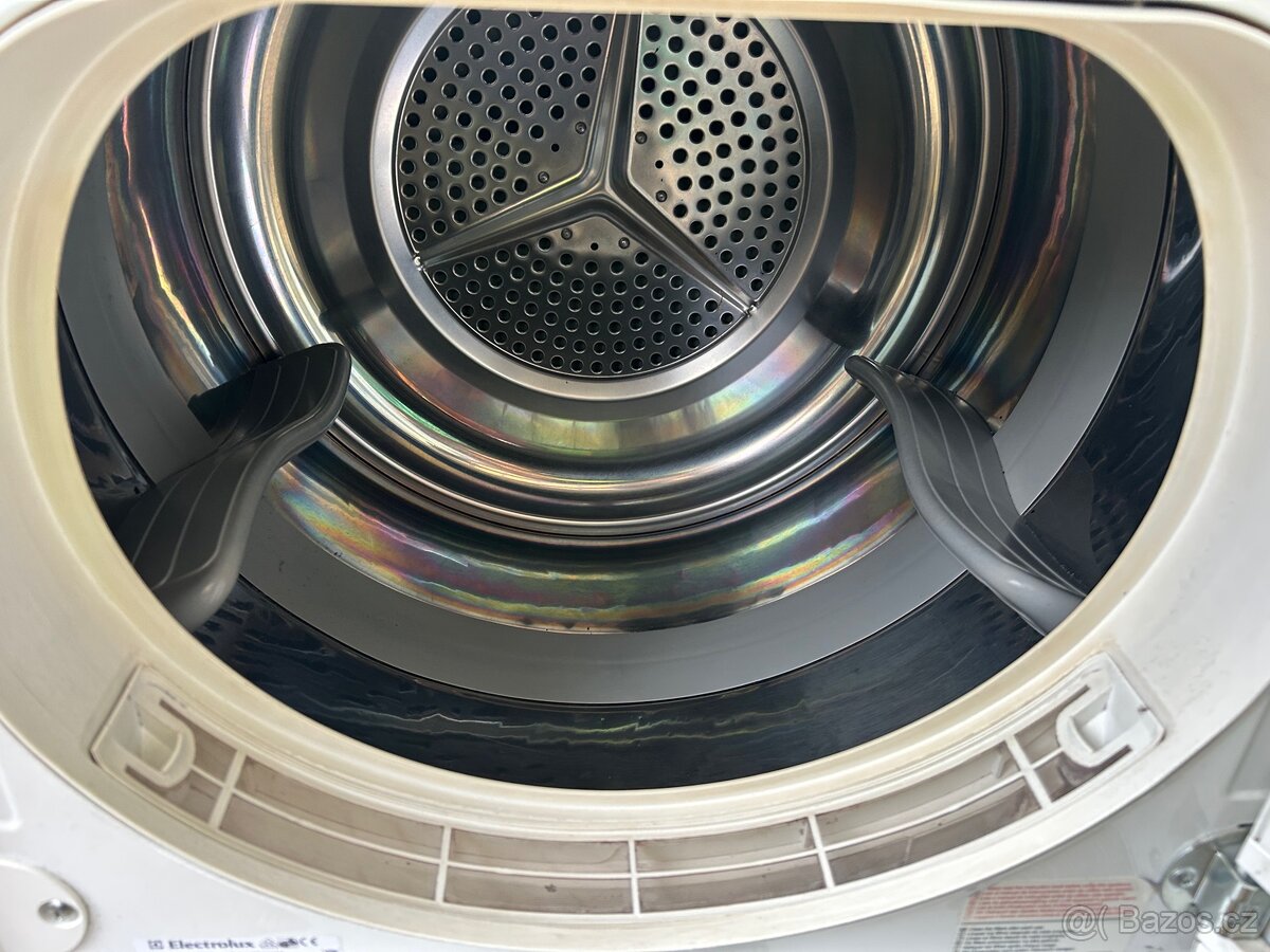 Sušička Elektrolux starší funkční - 4