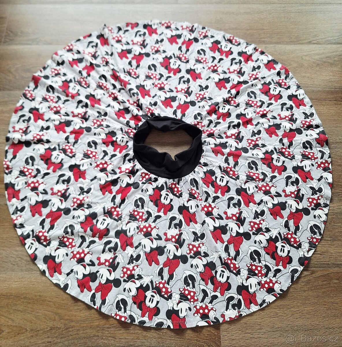 Kolová sukně s Minie - 4