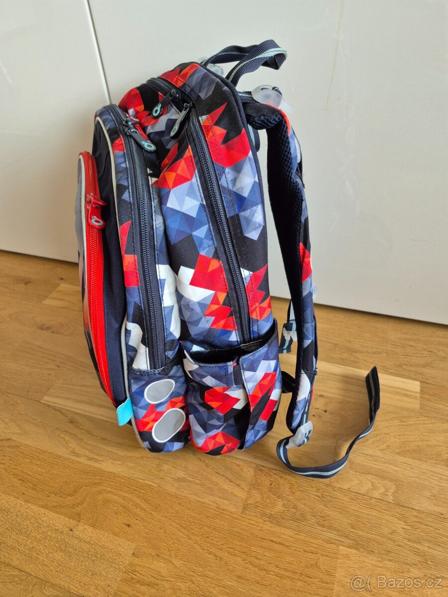 Aktovka školní batoh - 4