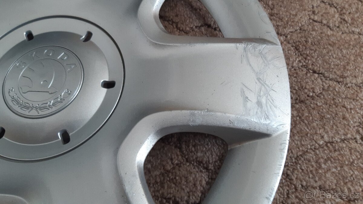 Poklice Škoda Fabia 15" - 4