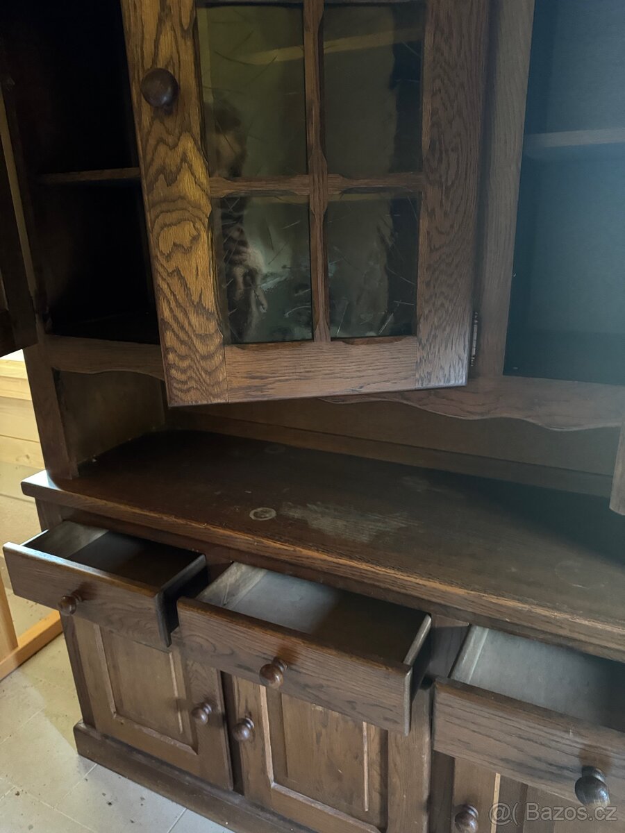 Dubová skříň antik - 4