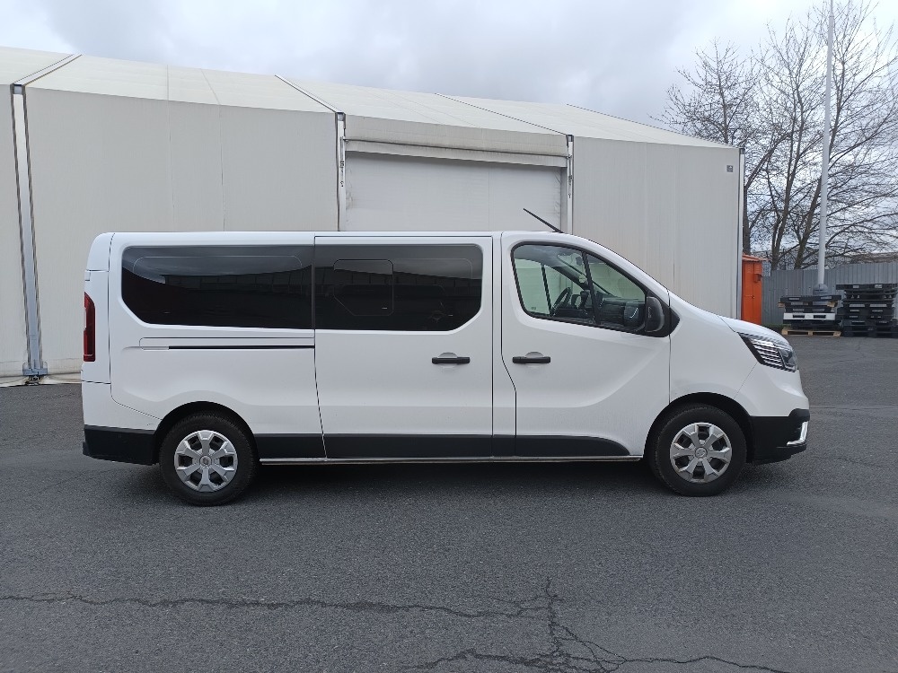 RENAULT TRAFIC 110Kw - 4